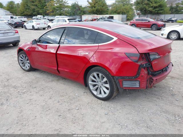 Tesla Model 3 Image 19