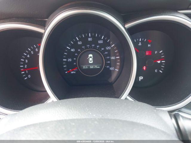 Kia Optima Lx Image 11