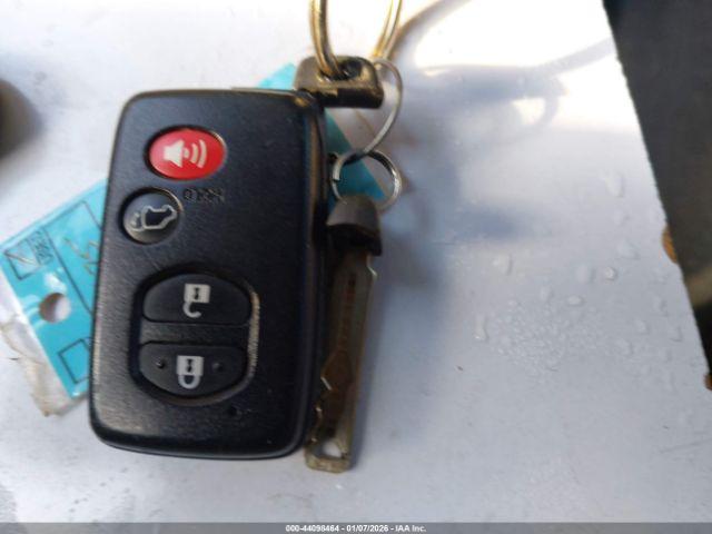 Toyota Venza Xle Image 8