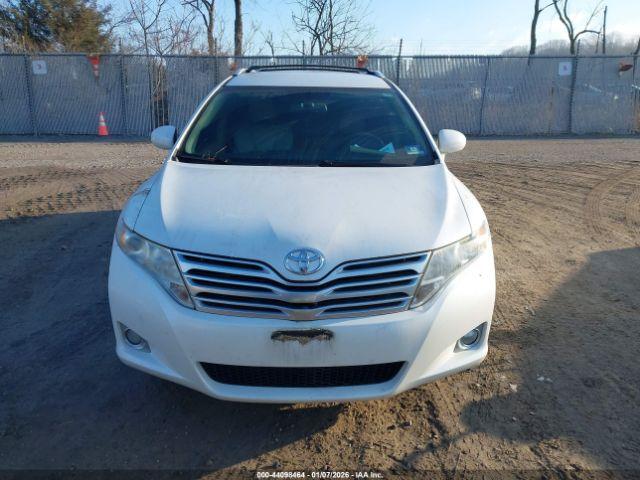 Toyota Venza Xle Image 10