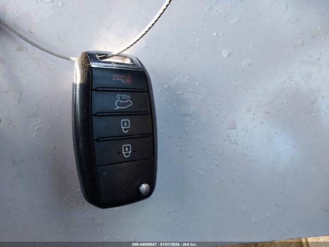 Kia Sportage Lx Image 5