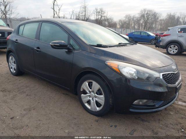  Salvage Kia Forte