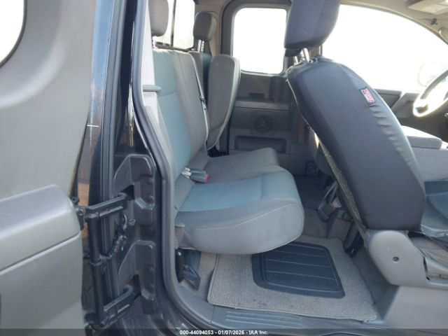 Nissan Titan Xe Image 7