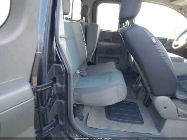 Nissan Titan Xe Image 7