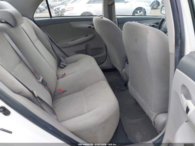 Toyota Corolla Le Image 5