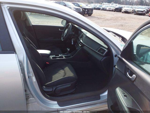 Kia Optima Lx Image 7