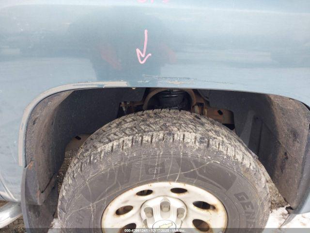 Chevrolet Silverado 1500 Work Truck Image 10