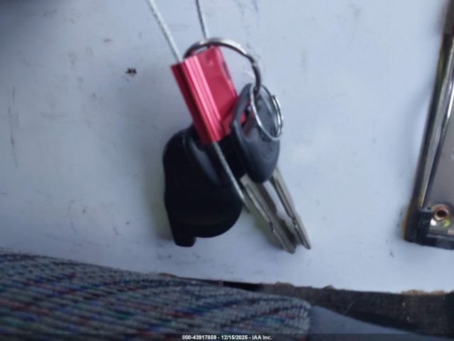 Toyota RAV4 Image 16