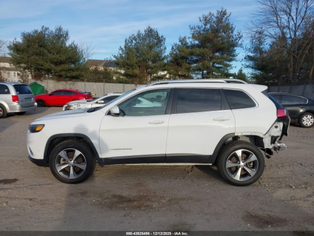 Jeep Cherokee Limited 4x4 Image 8