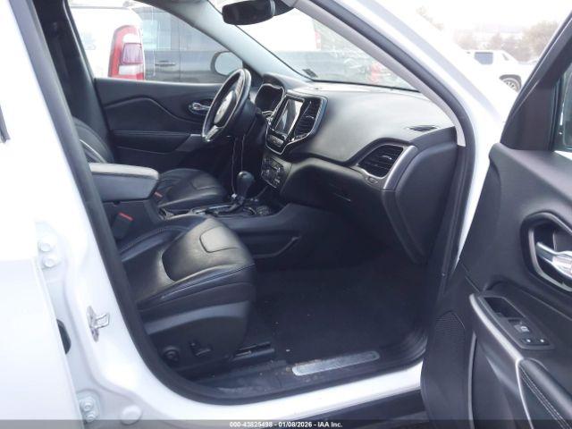 Jeep Cherokee Limited 4x4 Image 15