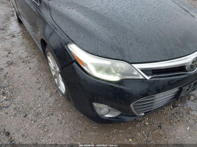 Toyota Avalon Limited Image 7