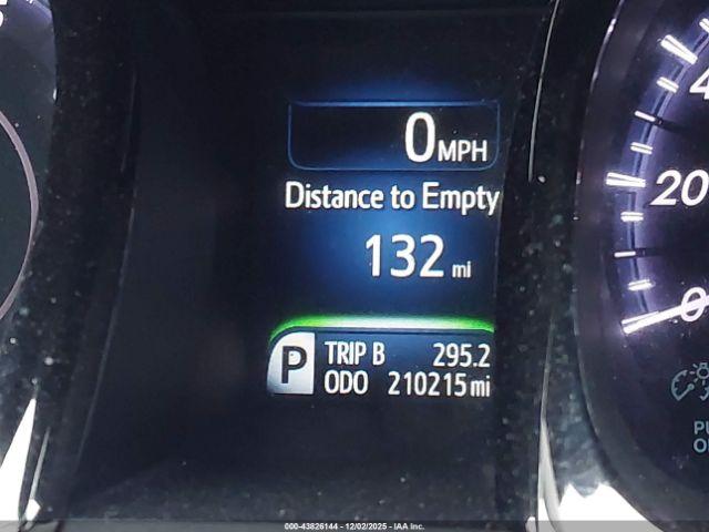 Toyota Avalon Limited Image 14