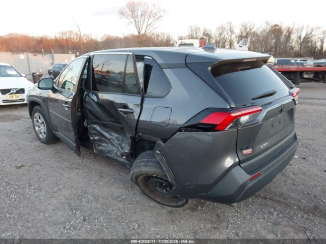 Toyota RAV4 Le Image 14