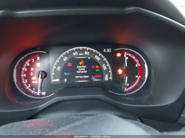 Toyota RAV4 Le Image 7