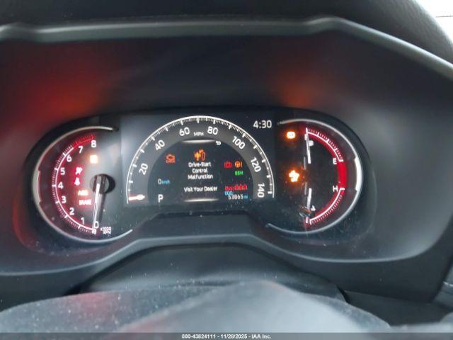 Toyota RAV4 Le Image 7