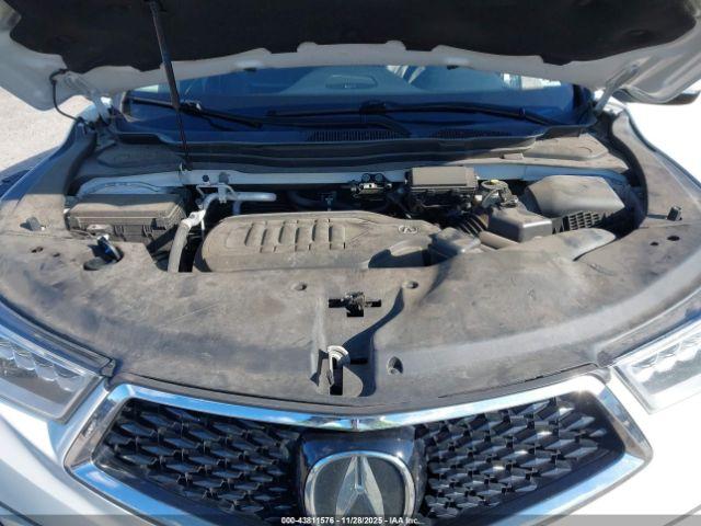Acura MDX Standard Image 9