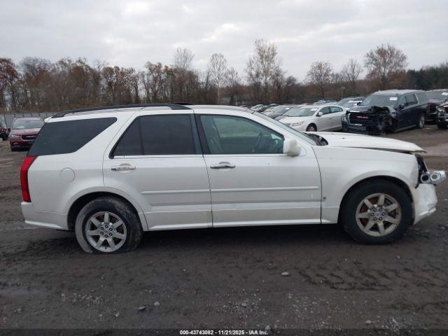 Cadillac SRX V6 Image 3