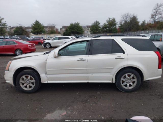 Cadillac SRX V6 Image 11