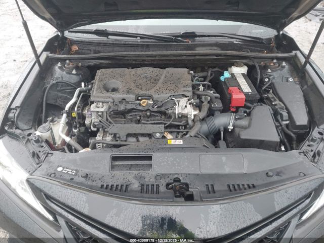 Toyota Camry Se Image 15