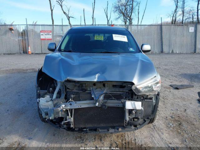 Mitsubishi Outlander Se Image 9