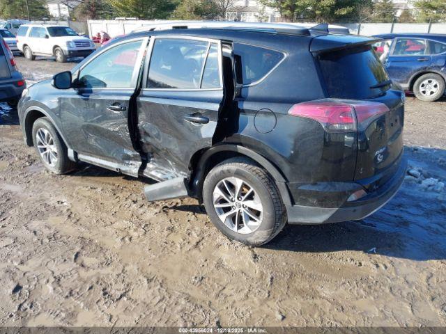 Toyota RAV4 Xle Image 4