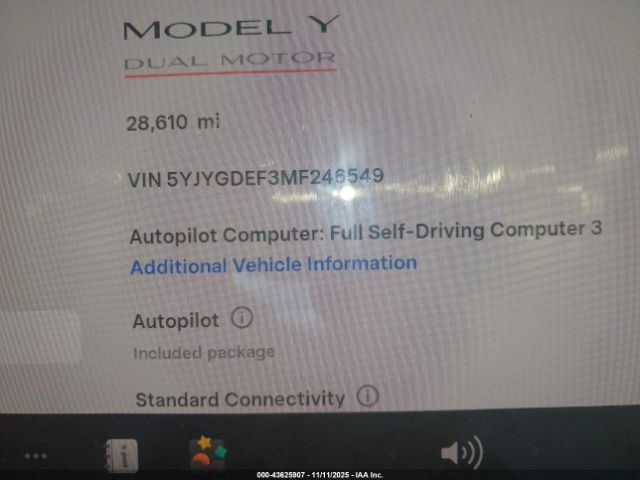 Tesla Model Y Performance Dual Motor All-wheel Drive Image 3