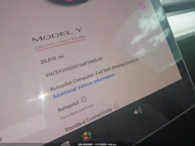 Tesla Model Y Performance Dual Motor All-wheel Drive Image 17