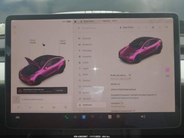 Tesla Model Y Performance Dual Motor All-wheel Drive Image 11
