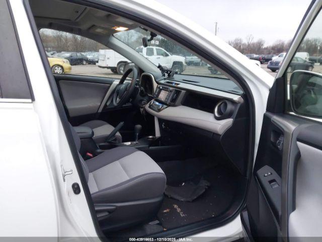 Toyota RAV4 Xle Image 7