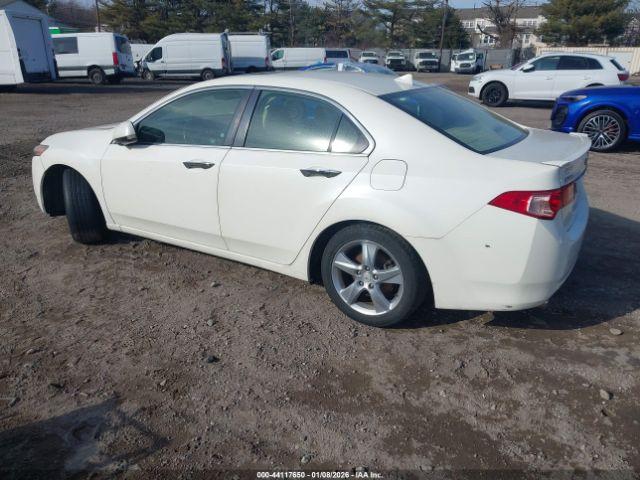Acura TSX 2.4 Image 2