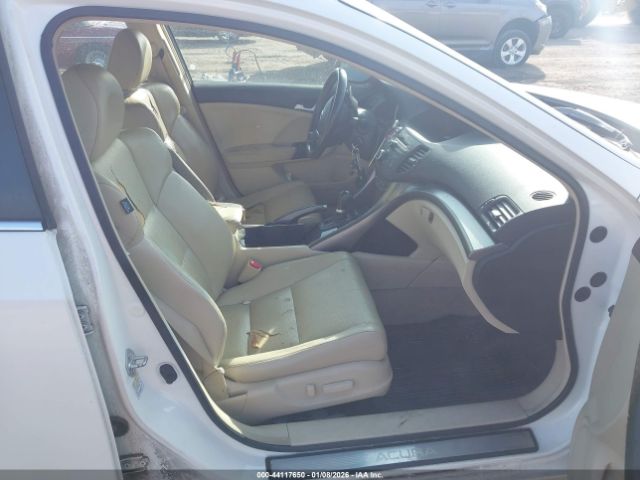 Acura TSX 2.4 Image 7