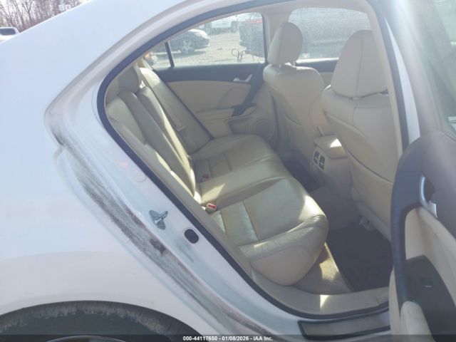 Acura TSX 2.4 Image 8