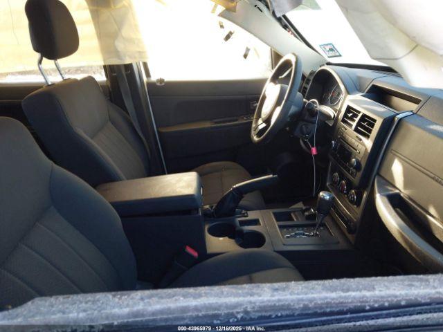 Jeep Liberty Sport Image 10