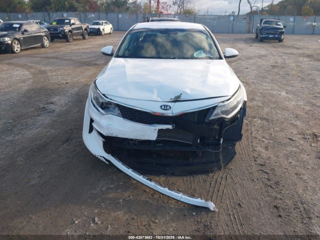 Kia Optima Lx Image 10