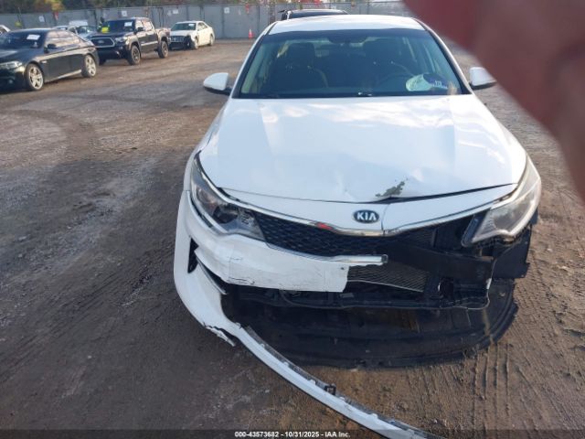 Kia Optima Lx Image 7