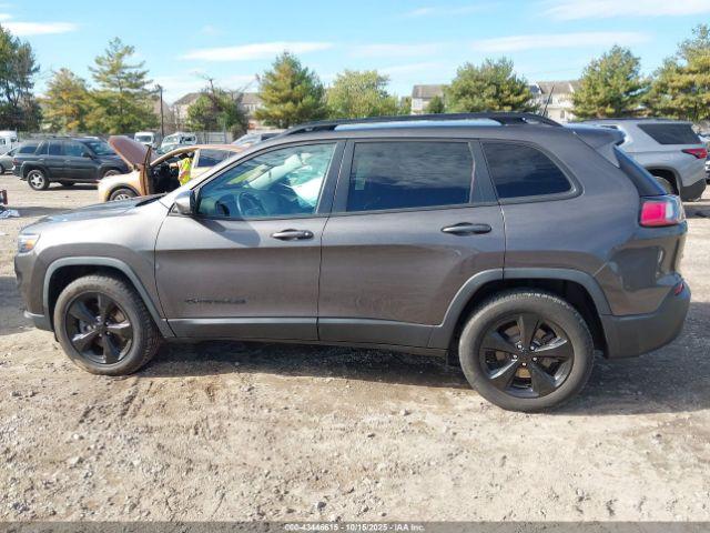 Jeep Cherokee Altitude 4x4 Image 18
