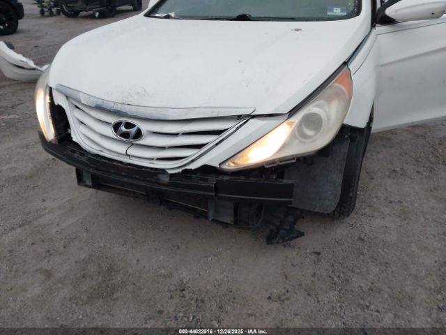 Hyundai SONATA Gls Image 2