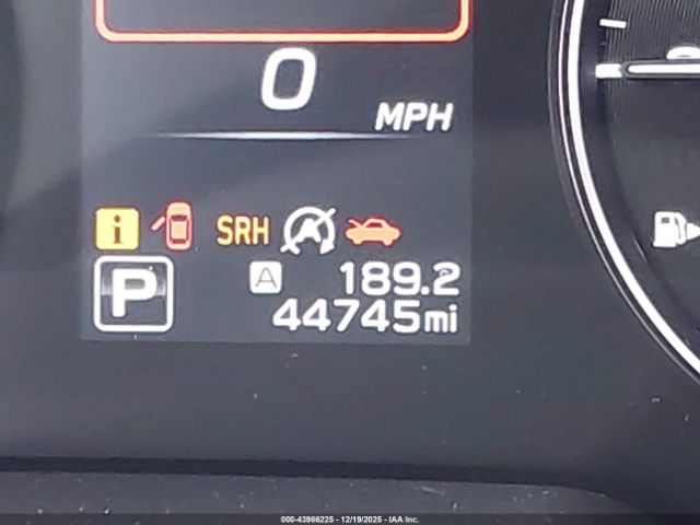 Subaru Outback Premium Image 8