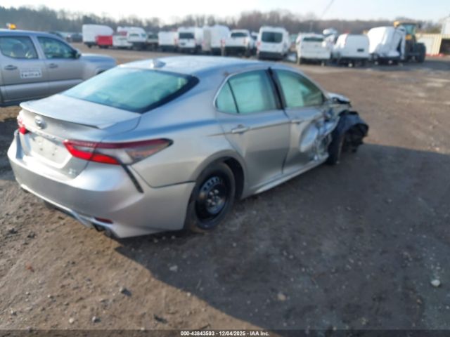 Toyota Camry Se Awd Image 7