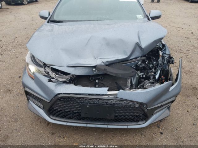 Toyota Corolla Se Image 6