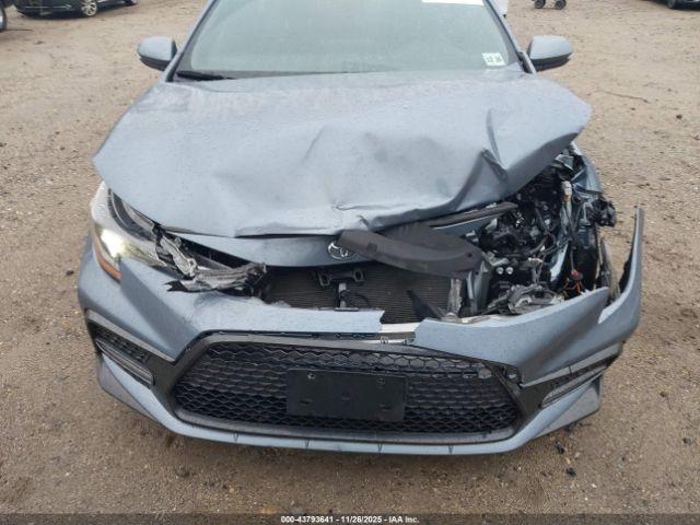 Toyota Corolla Se Image 6