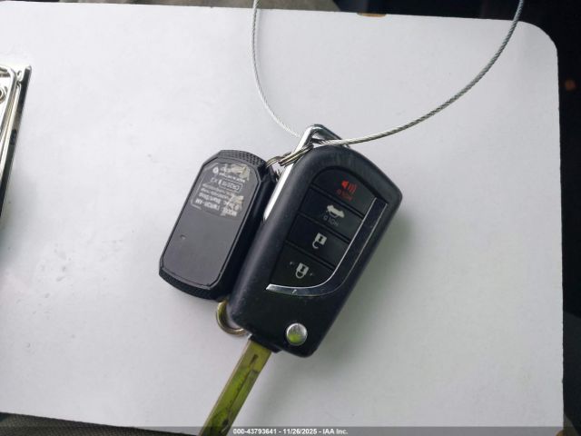 Toyota Corolla Se Image 10