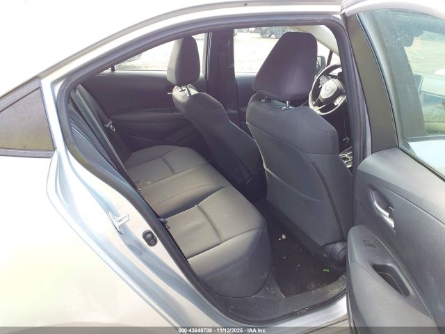 Toyota Corolla Le Image 7