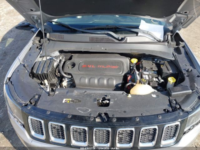 Jeep Compass Latitude Fwd Image 6