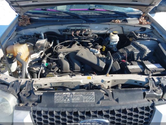 Ford Escape Image 11