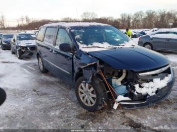  Salvage Chrysler Town & Country