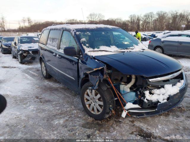  Salvage Chrysler Town & Country