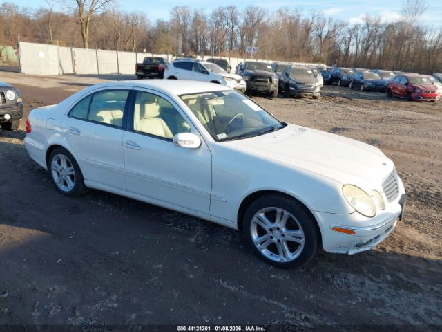 Mercedes-Benz E-Class Image 1